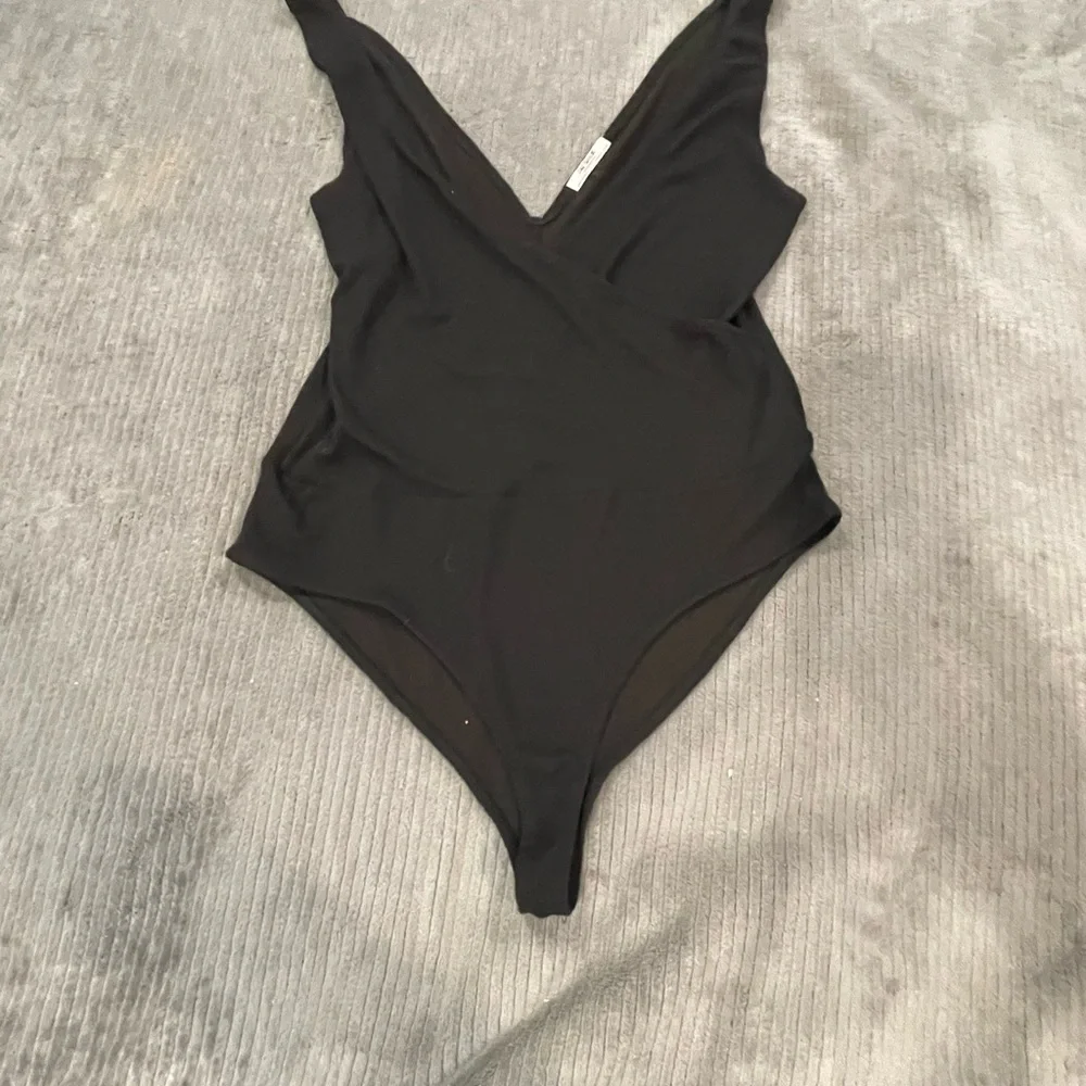 Zara‎ bodysuit